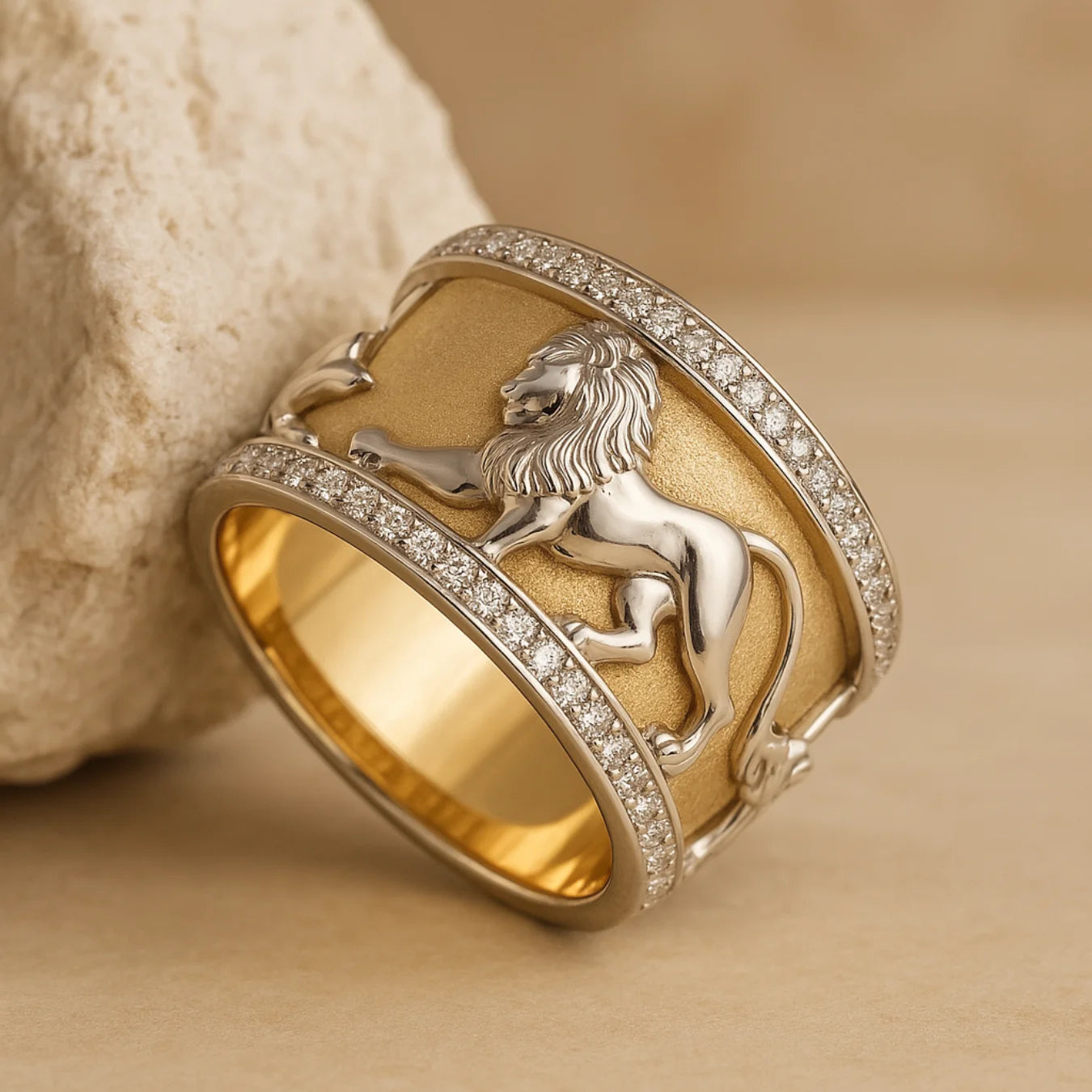 Bague en or 14 carats avec emblème du lion de Jérusalem et diamants