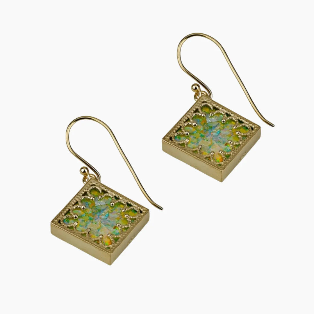 Elegantes pendientes de cristal romano en oro de 14 quilates