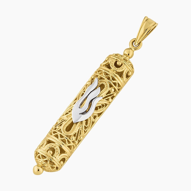 Colgante de mezuzá atemporal de oro de 14 quilates