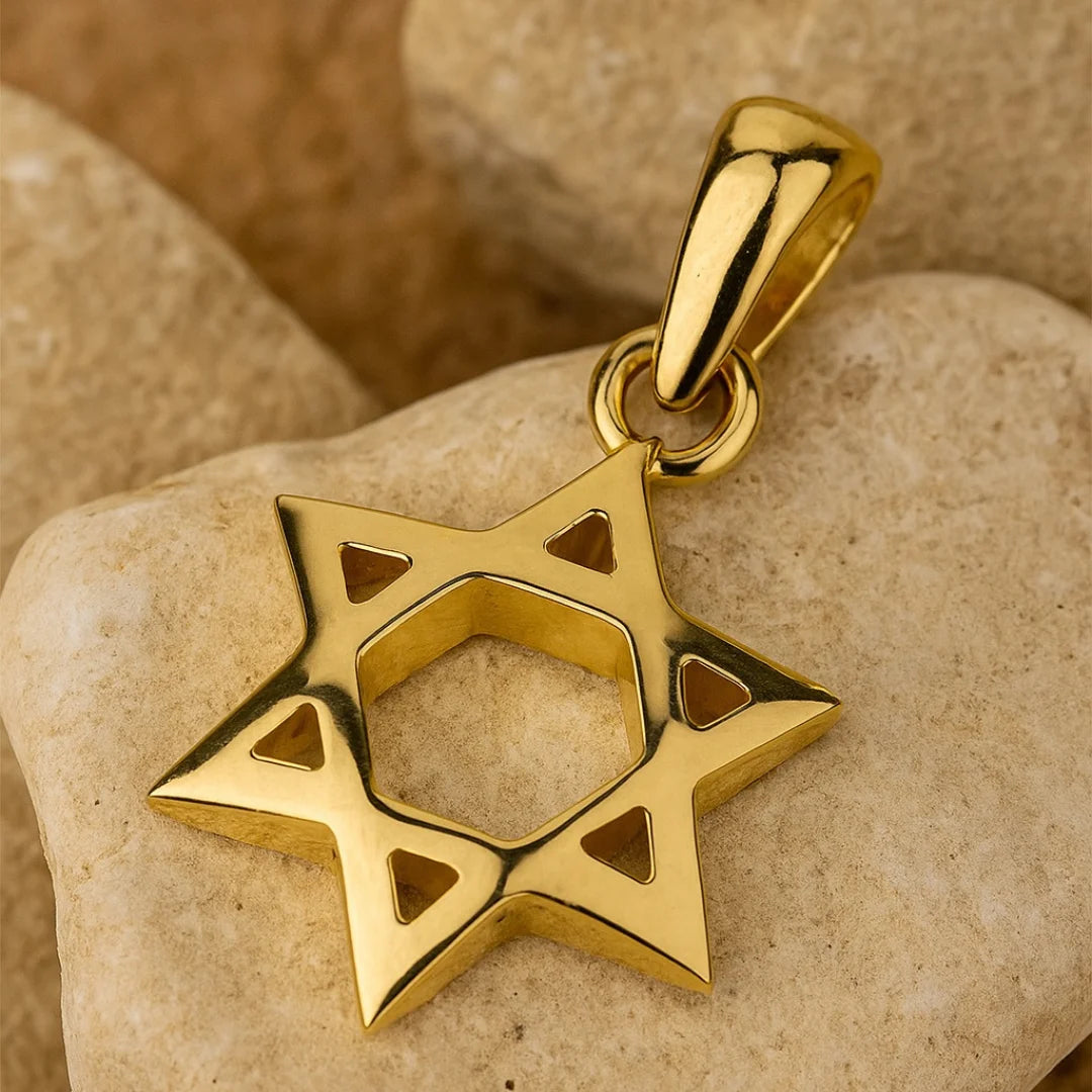 Graceful 14K Gold Star of David Pendant