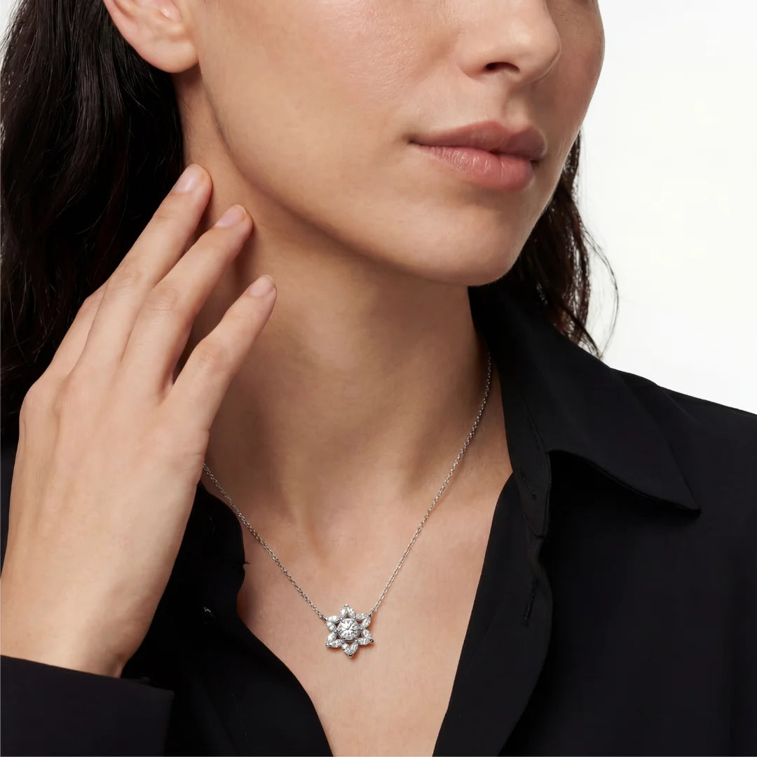 14k white gold Star Of David Cluster Necklace