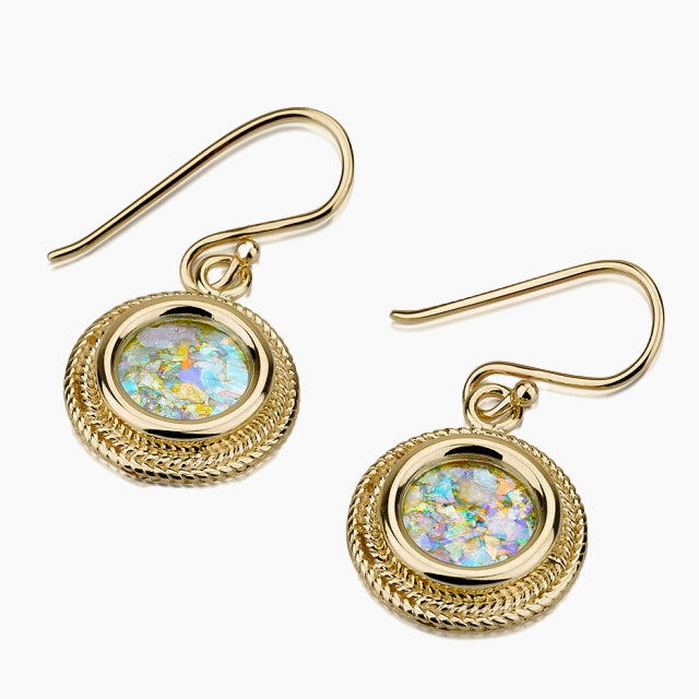 Pendientes radiantes de oro de 14 quilates con cristal romano
