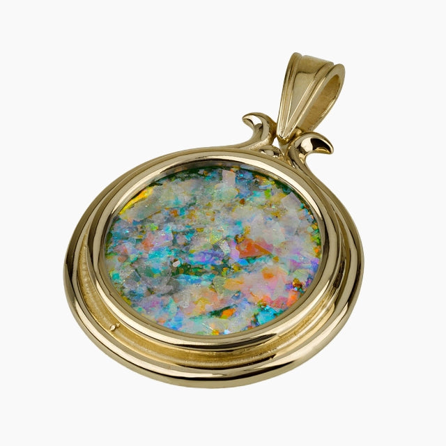 Radiant 14K Gold Roman Glass pendant