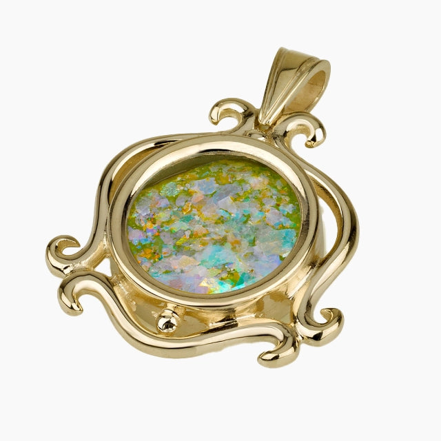 14K Gold pendant with Roman Glass