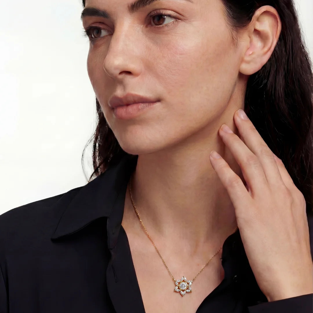 14k gold Star Of David Cluster Necklace